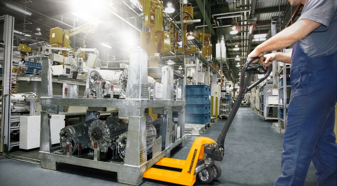 Choosing Hand Pallet Trucks